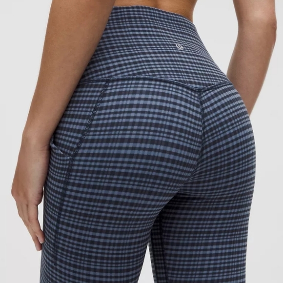 NWT Lululemon Align™ High-Rise Pant with Pockets 25"-ColourGlow Grid Washed Deni - Picture 4 of 6